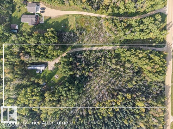 Property Photo: 53319 Rge Road 31 327 AB T7Y 0E3