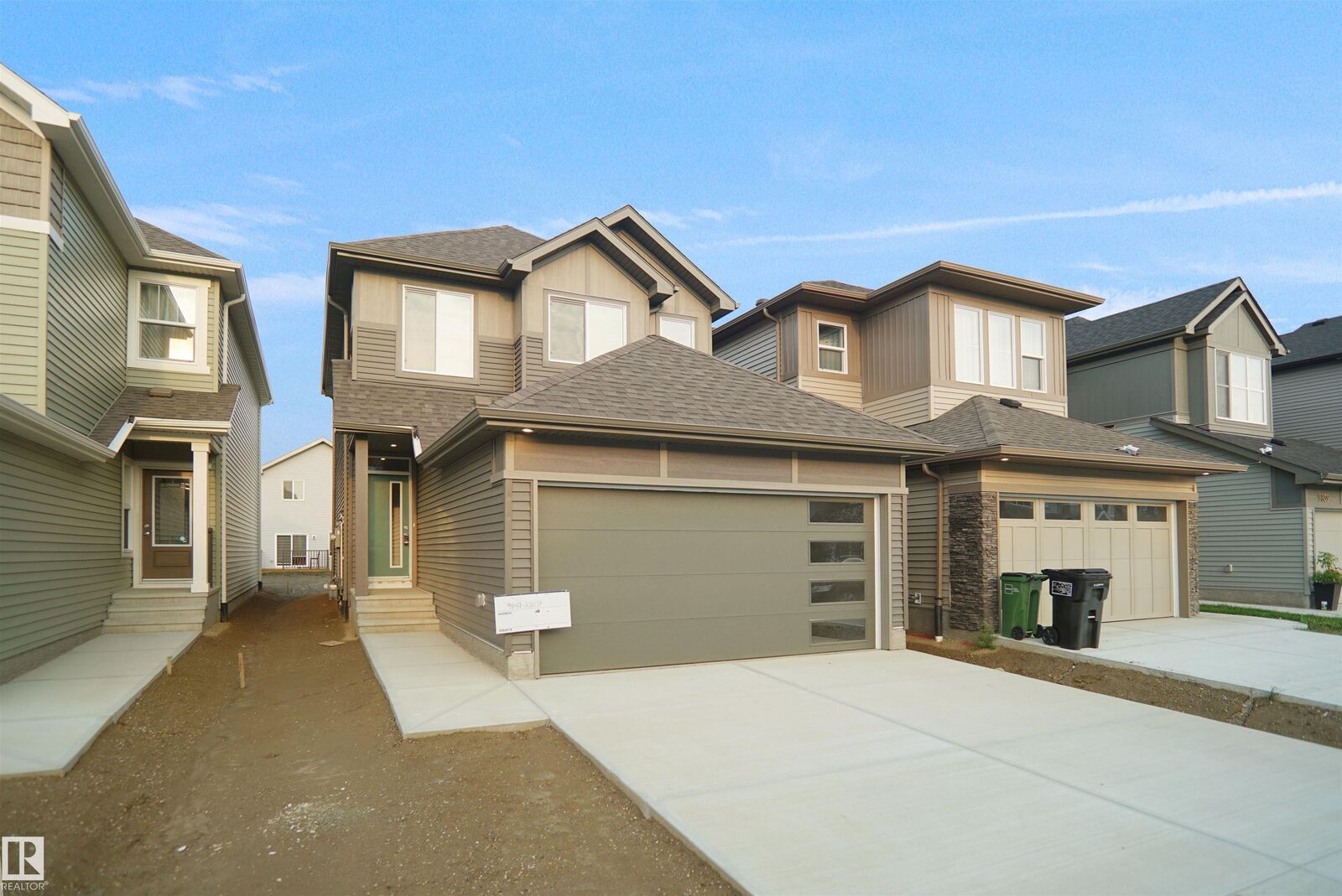 Property Photo:  183 Caledon Crescent  AB T7X 0Y6 