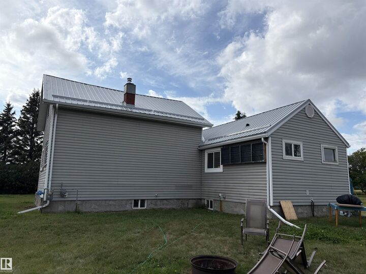 Property Photo: 10212 Twp Rd 584 AB T0A 3A0