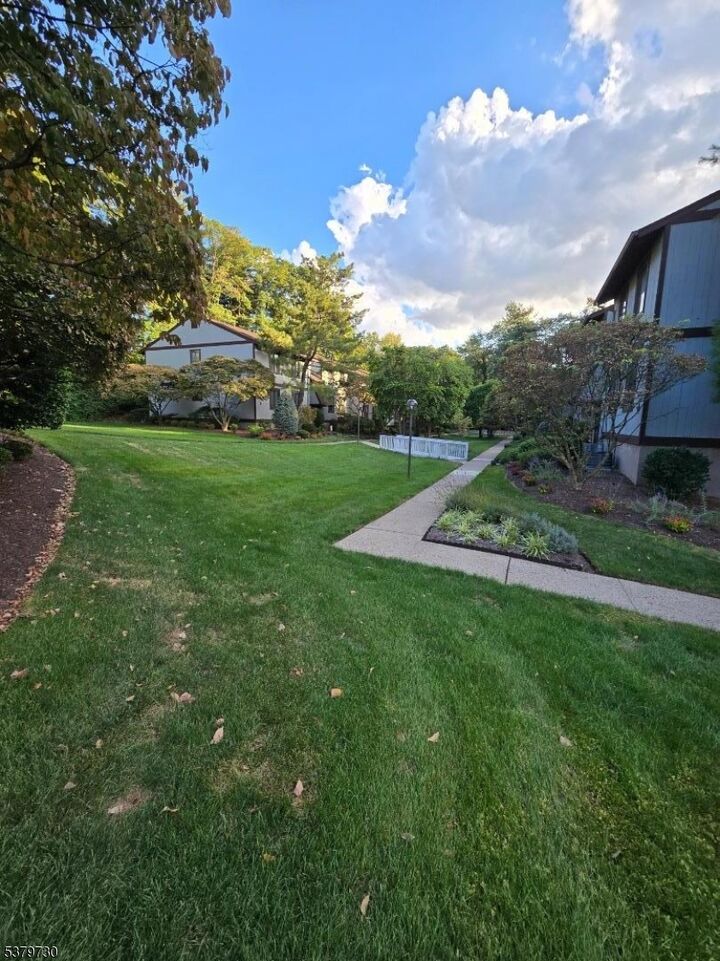 Property Photo:  50 Rock Rd 11  NJ 07506 