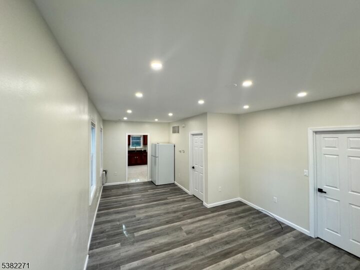 Property Photo:  628 Lincoln Ave  NJ 07050 