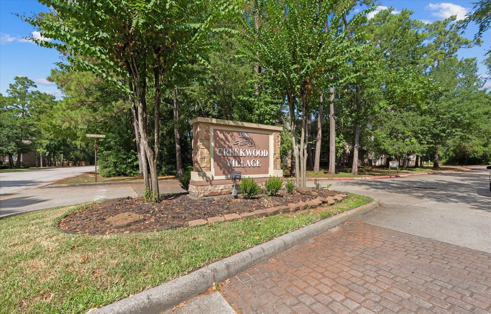 Property Photo: 3500 Tangle Brush Drive 144 TX 77381