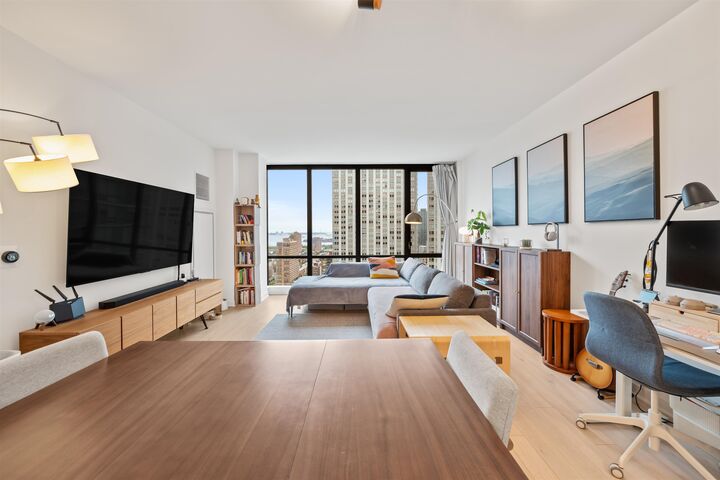 Property Photo: 155 Bay St 2706 NJ 07302
