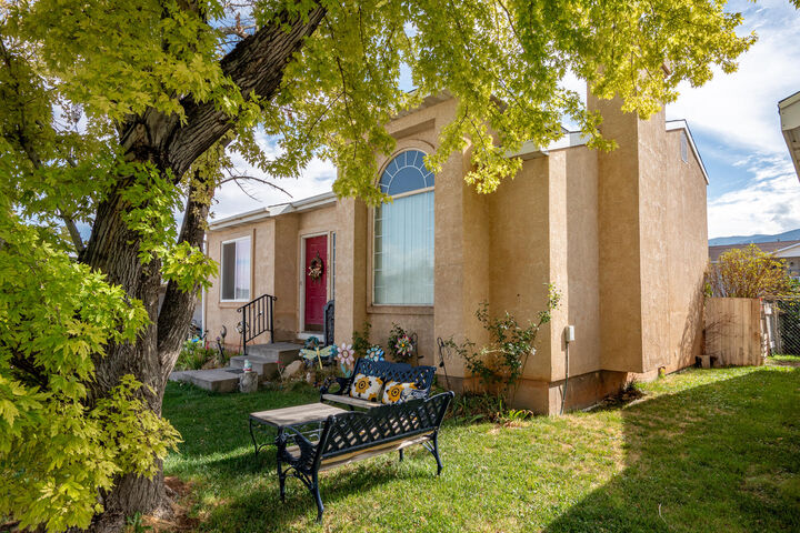 Property Photo:  1392 N 650 W  UT 84721 