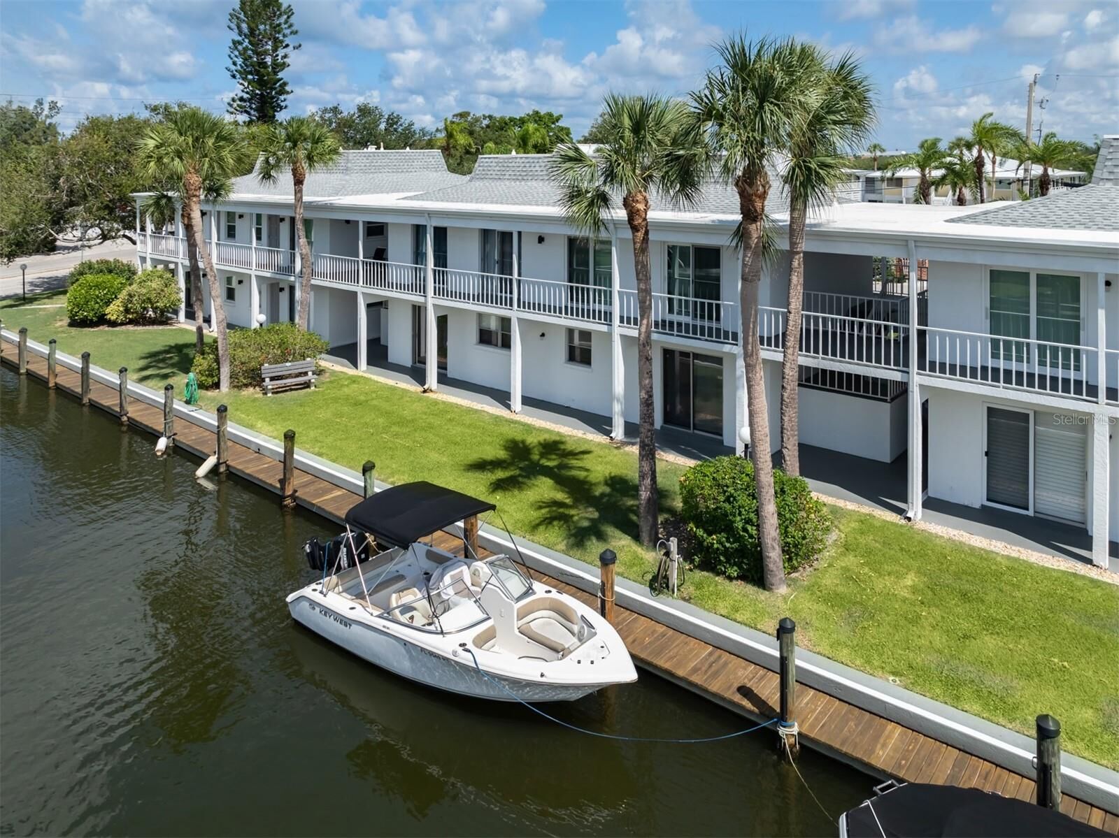 Property Photo:  1001 Inlet Circle 171  FL 34285 