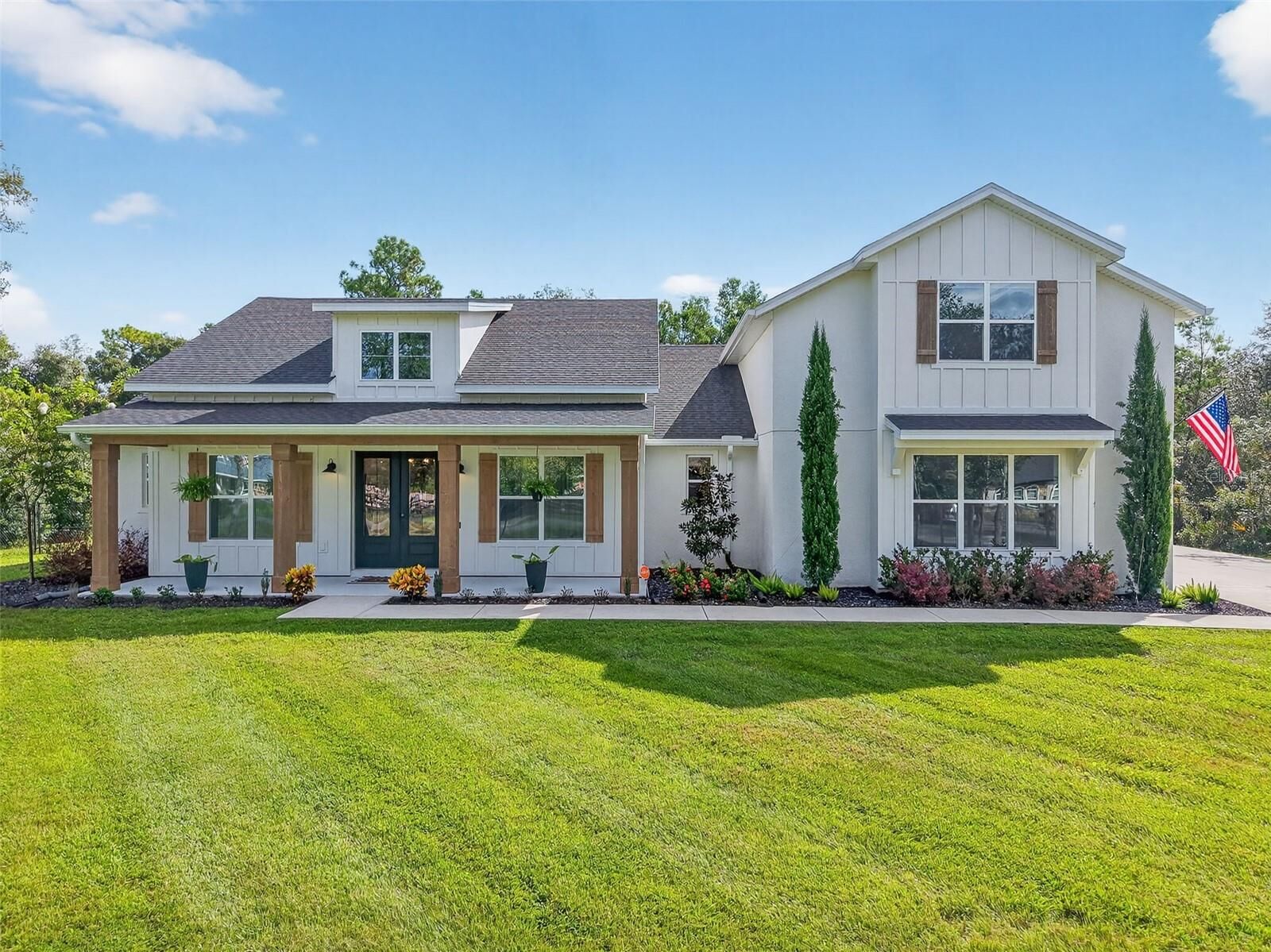 Property Photo: 42748 Royal Trails Road FL 32736