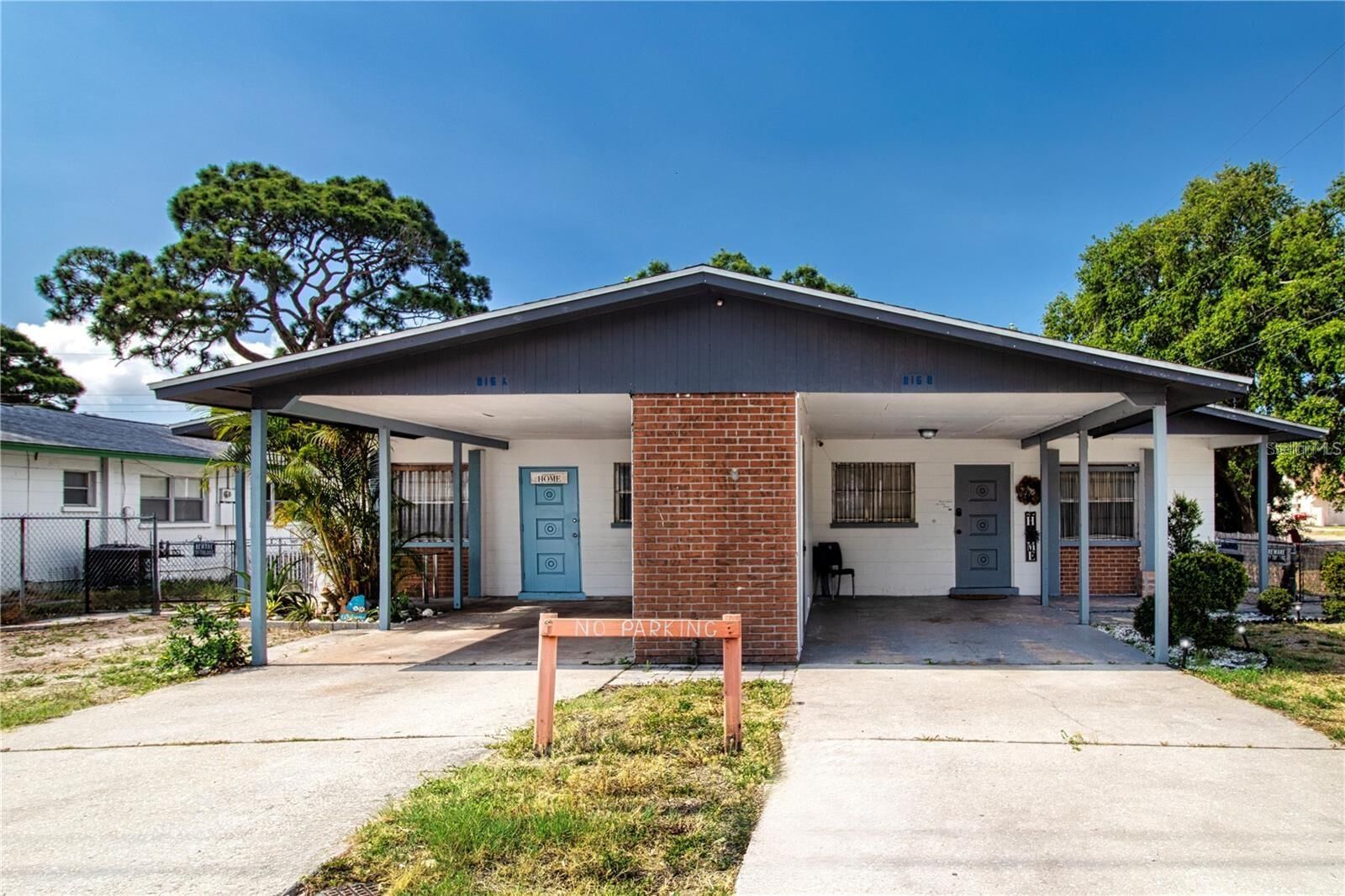 Property Photo: 816 63rd Avenue W B FL 34207