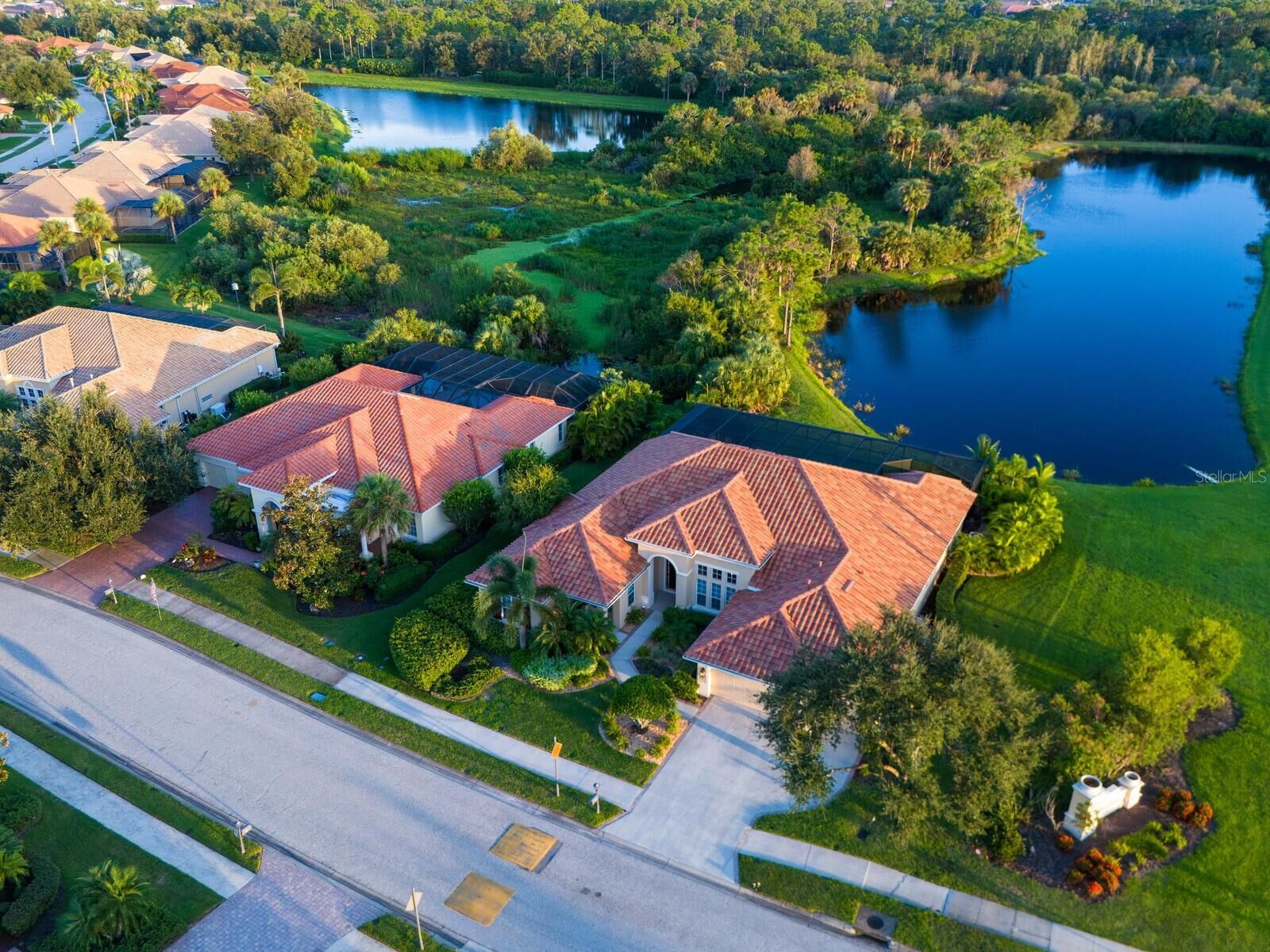 Property Photo:  218 Pesaro Drive  FL 34275 