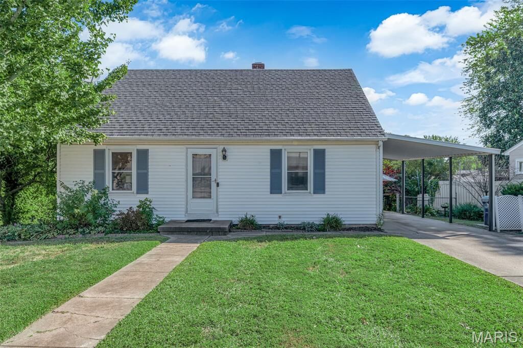 Property Photo: 2604 W Randolph Street MO 63301