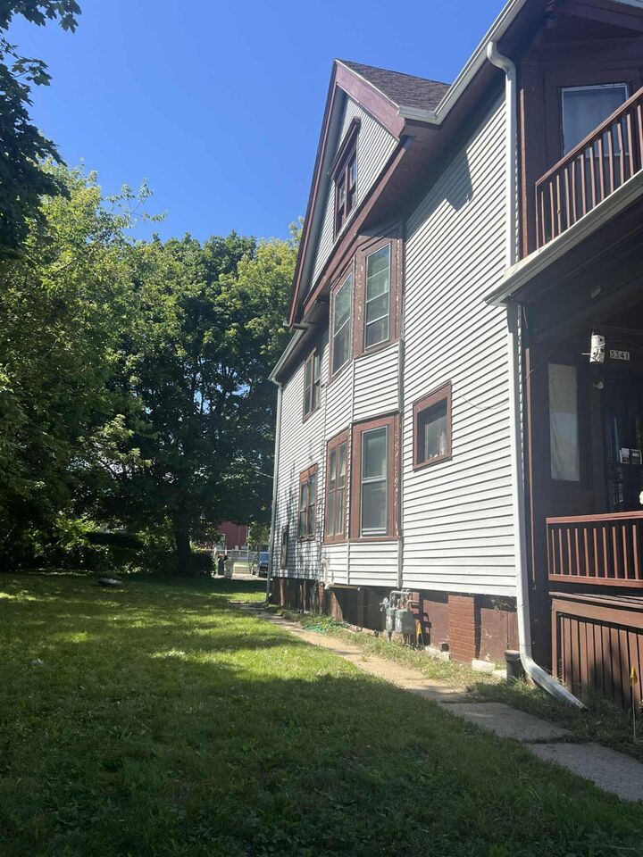 Property Photo: 3341 N 3rd St 3343 WI 53212