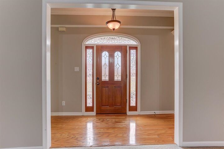 Property Photo: 615 Jockey Cove Cv TN 38017