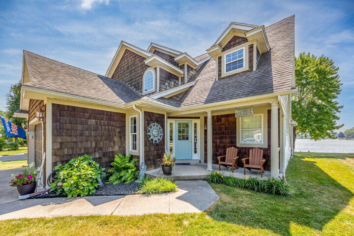 Property Photo: 7663 Bay Meadow MI 49346