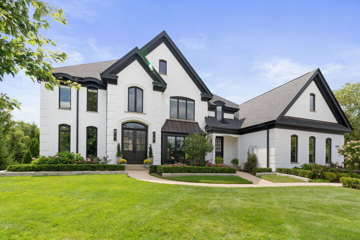 39W795 Goldenrod Drive  St. Charles IL 60175 photo