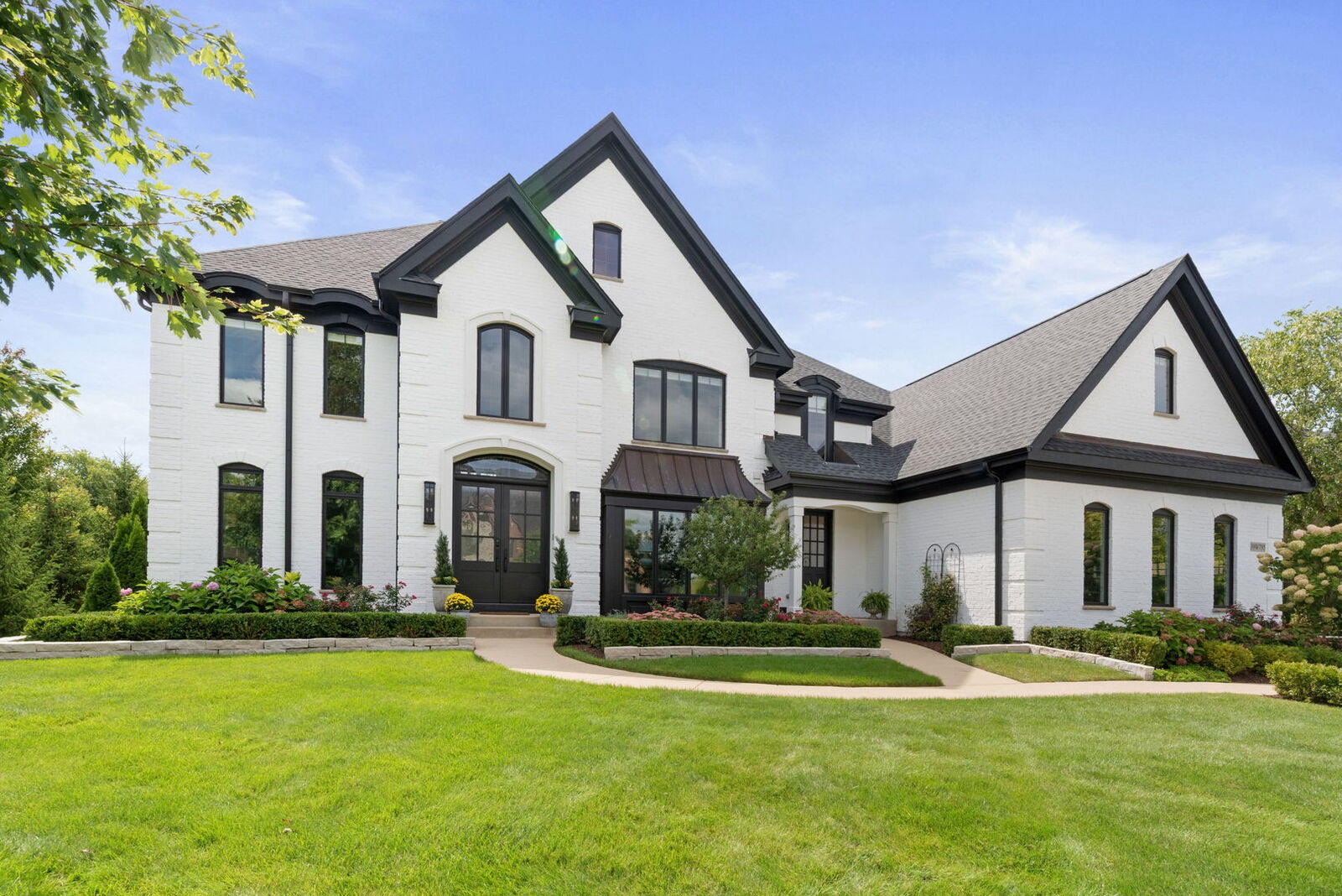 Property Photo:  39W795 Goldenrod Drive  IL 60175 