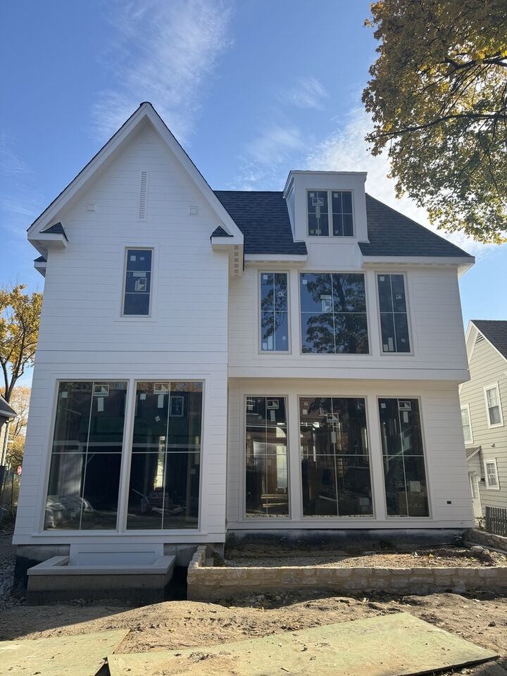 Property Photo: 6 S Elm Street IL 60521