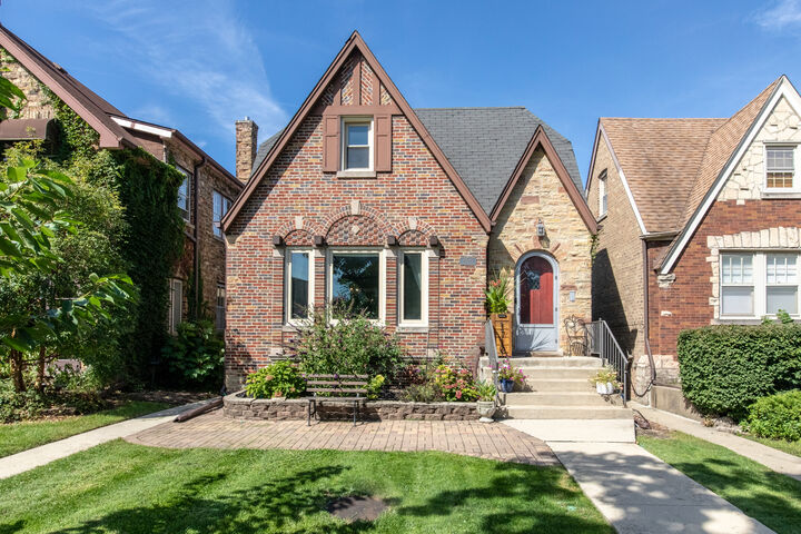 1710 N Newland Avenue  Chicago IL 60707 photo