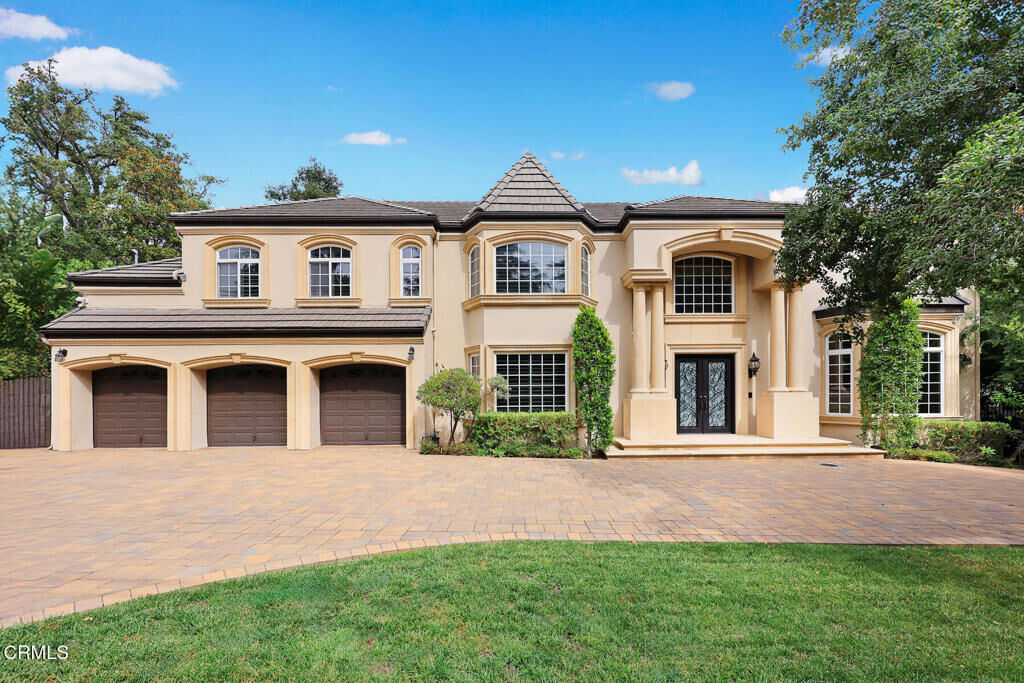 Property Photo:  5008 La Canada Boulevard  CA 91011 