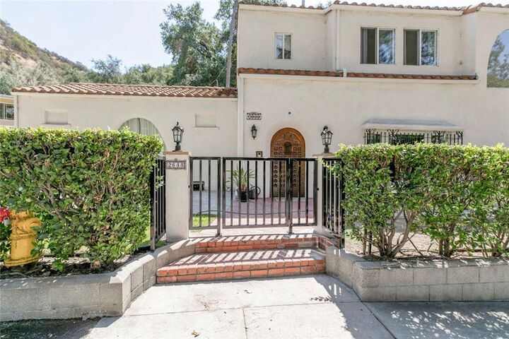 2644 E Chevy Chase Drive  Glendale CA 91206 photo