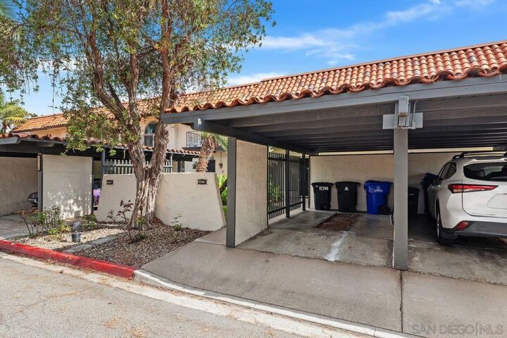 Property Photo:  4248 Loma Riviera Ln  CA 92110 