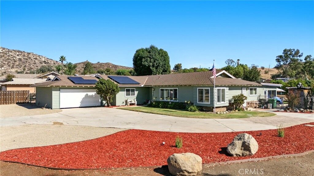 Property Photo: 970 3rd Street CA 92860
