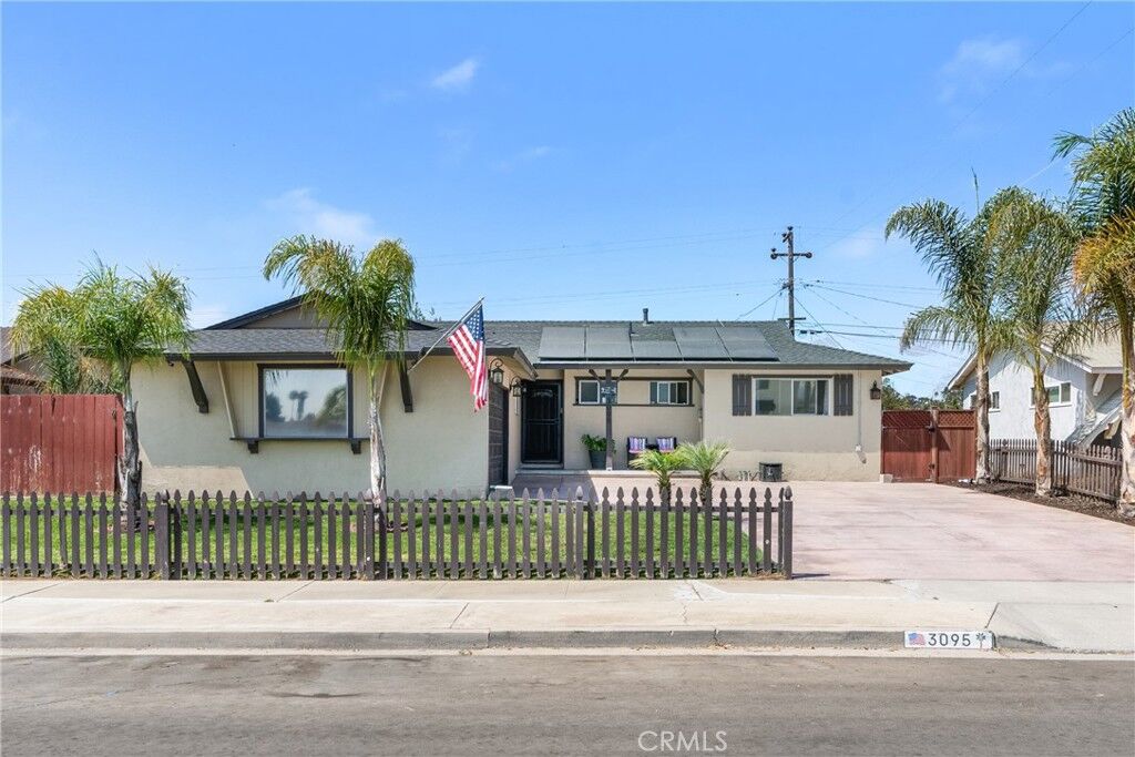 Property Photo: 3095 Montano Drive CA 93455