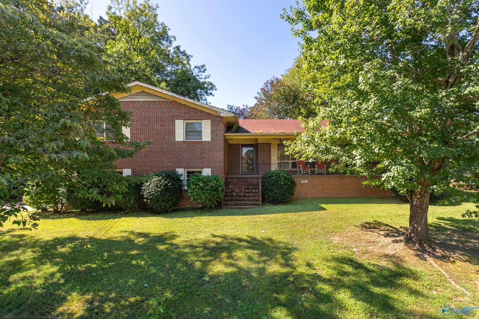 Property Photo:  115 Ivanhoe Lane  AL 35906 