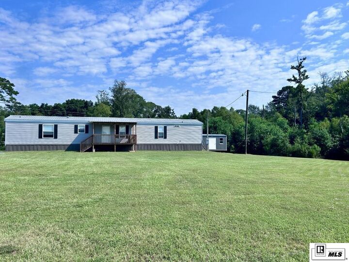 Property Photo: 157 Depot Lane LA 71292