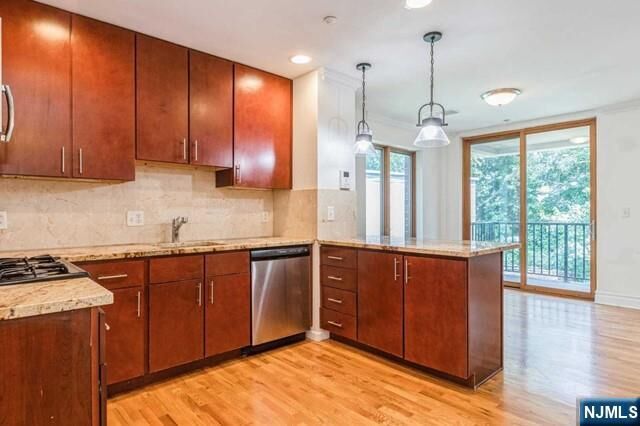 Property Photo: 17 Meadow Road 310 NJ 07070