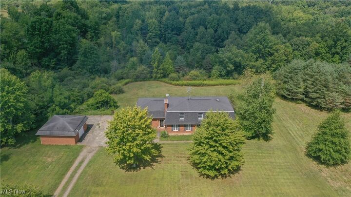 10364 Leffingwell Road  Canfield OH 44406 photo