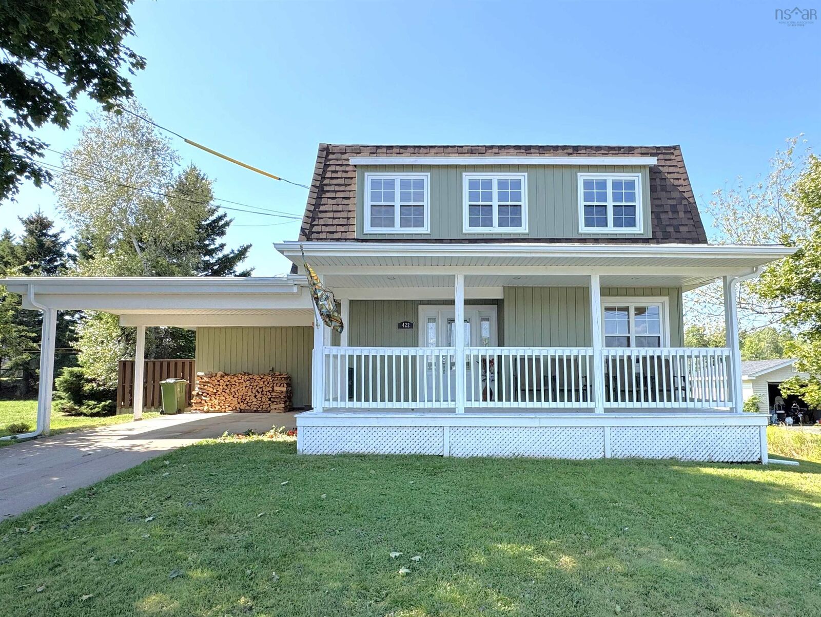 Property Photo:  422 Beech  NS B2H 1A4 