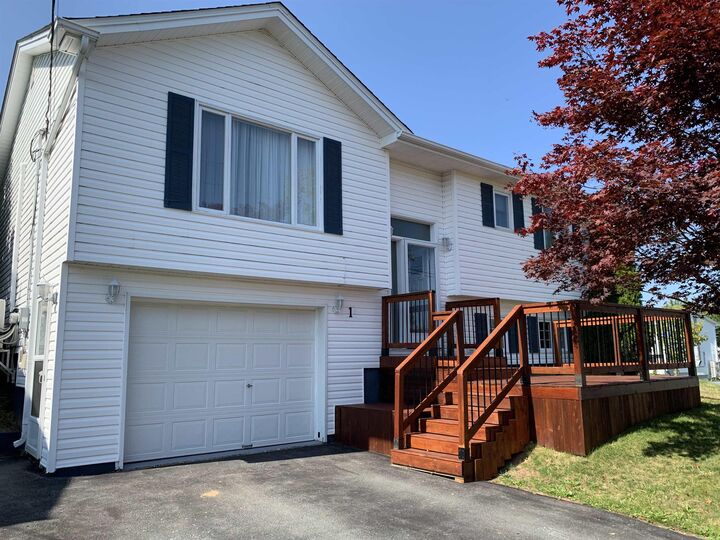 Property Photo: 1 Cassandra Drive NS B2W 6H3