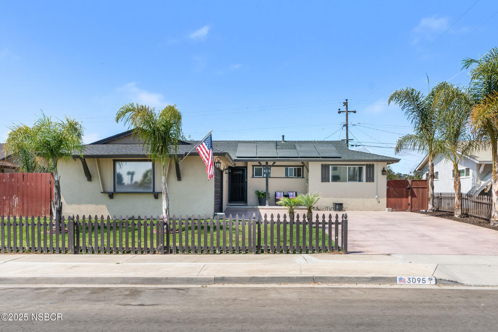 Property Photo: 3095 Montano Drive CA 93455