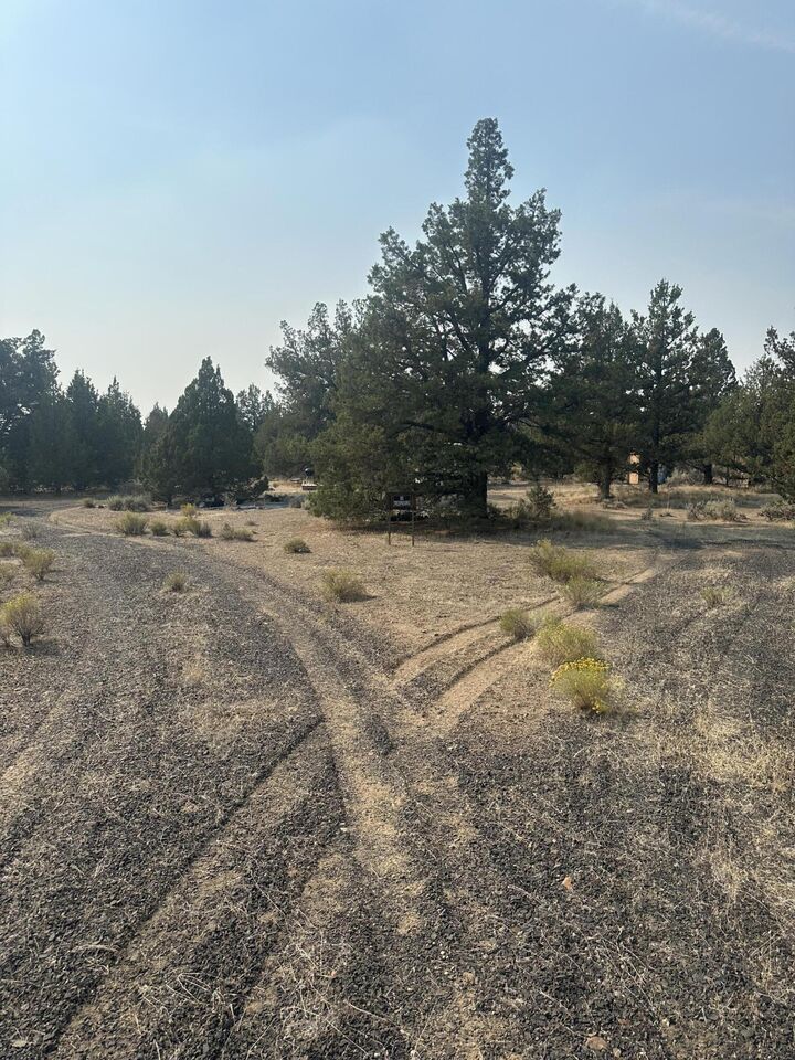 Property Photo: SE Yurok Road Tl2300 OR 97754