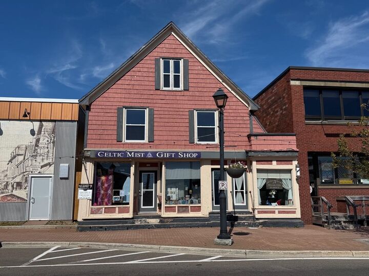 Property Photo:  205 Water Street  PE C1N 1B4 