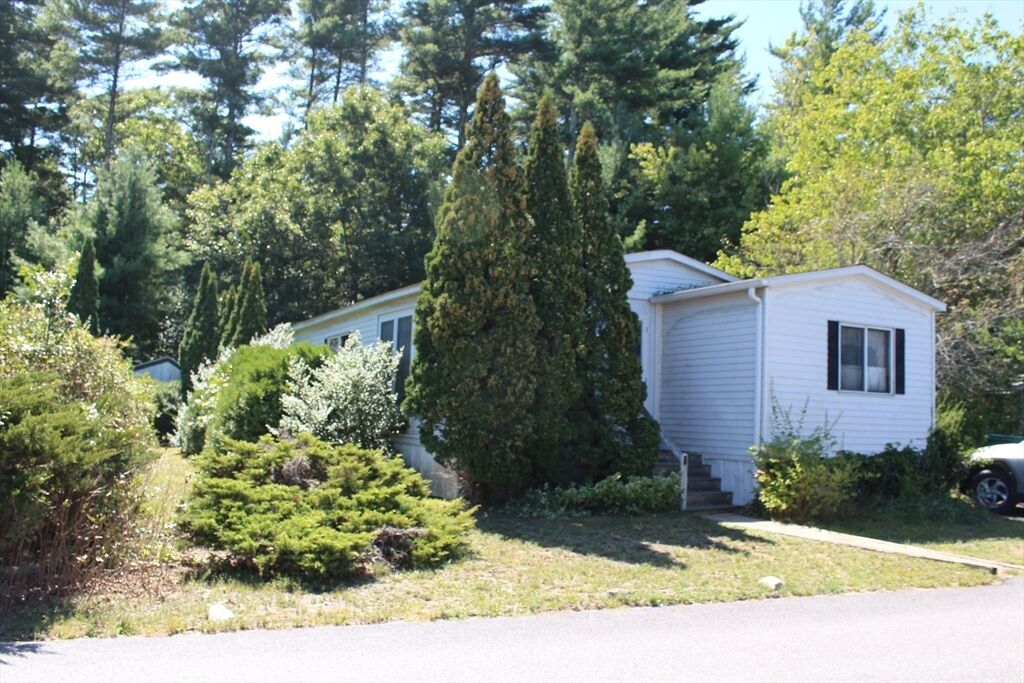 Property Photo: 8 Jefferson Way MA 02330