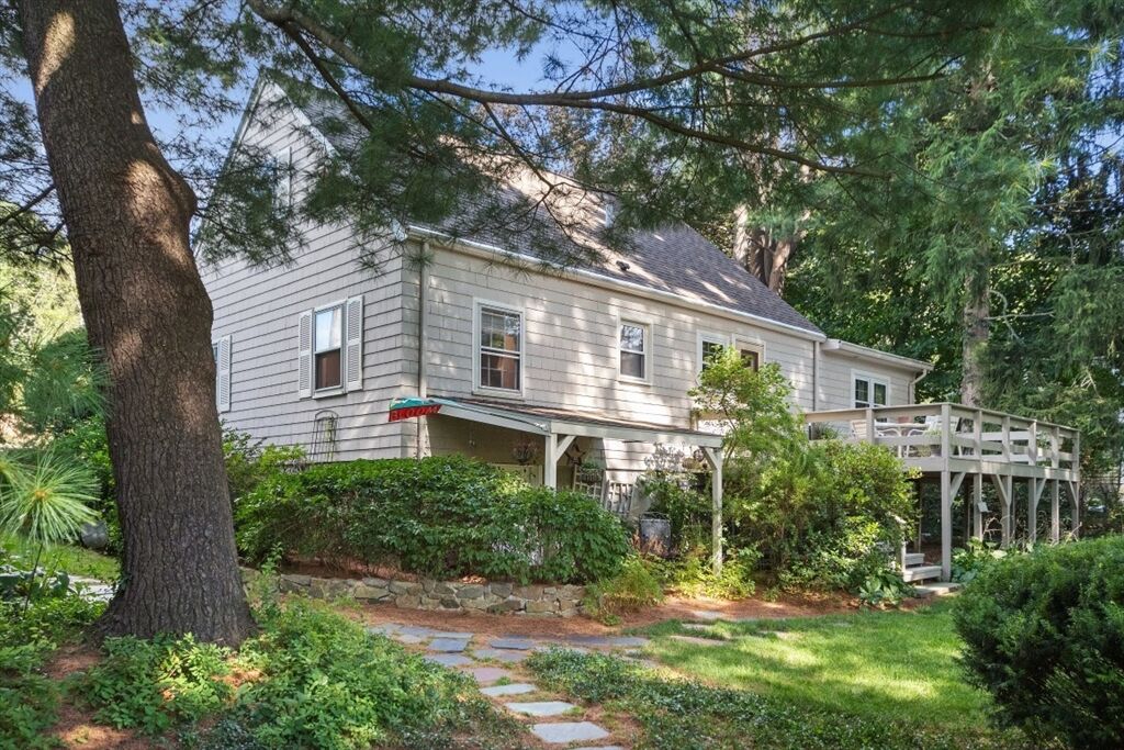 Property Photo: 17 Laclede Ave MA 01701