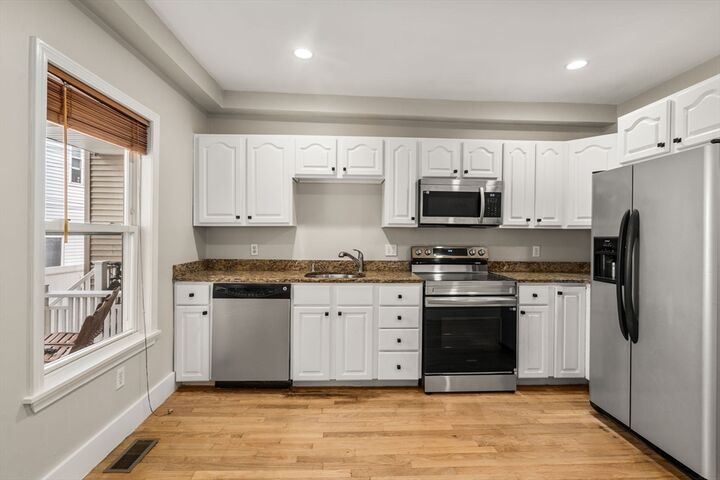Property Photo:  798 Mount Auburn St 798  MA 02472 