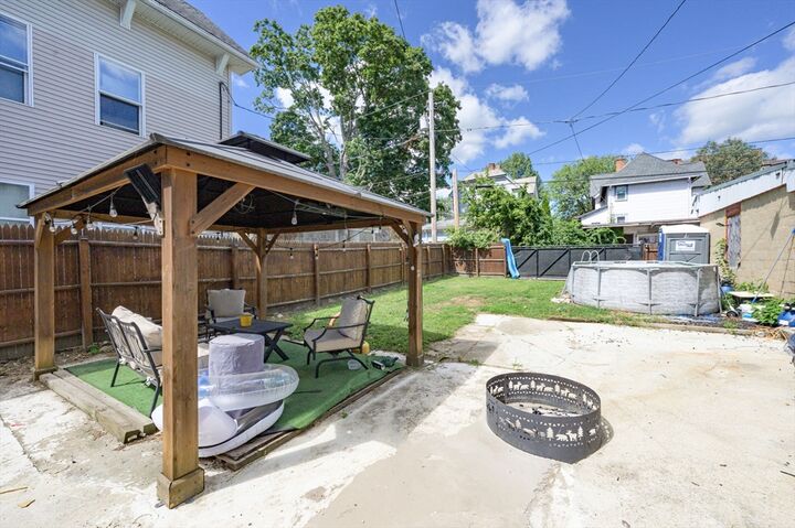 Property Photo:  187 Walnut St  MA 01040 