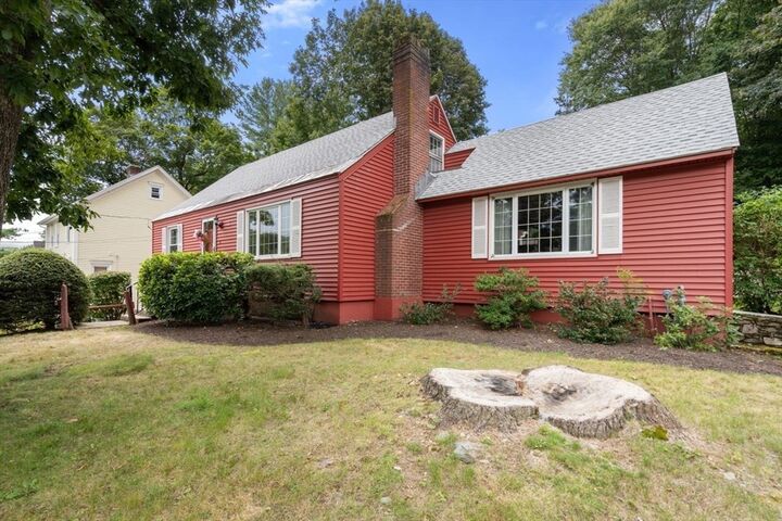 Property Photo: 51 Wildrose Ave MA 01602