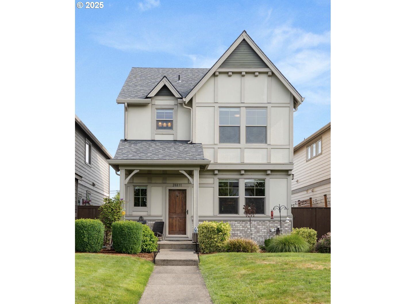 Property Photo: 28831 NW Keenon St OR 97133