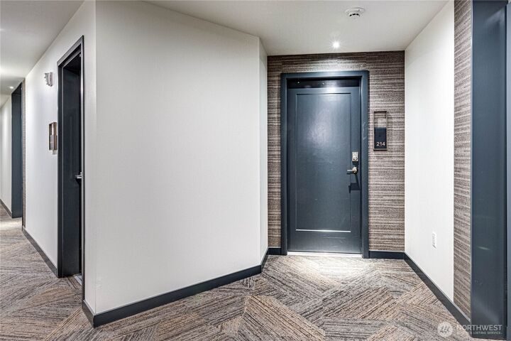 Property Photo:  11903 NE 128th Street 214  WA 98034 