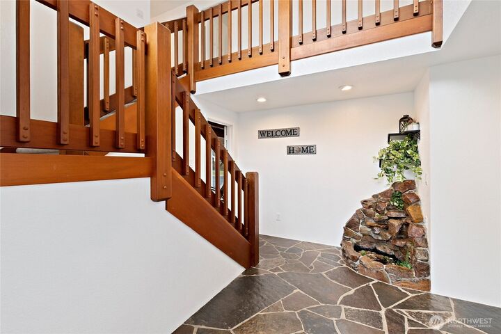 Property Photo:  15131  257th Avenue SE  WA 98272 