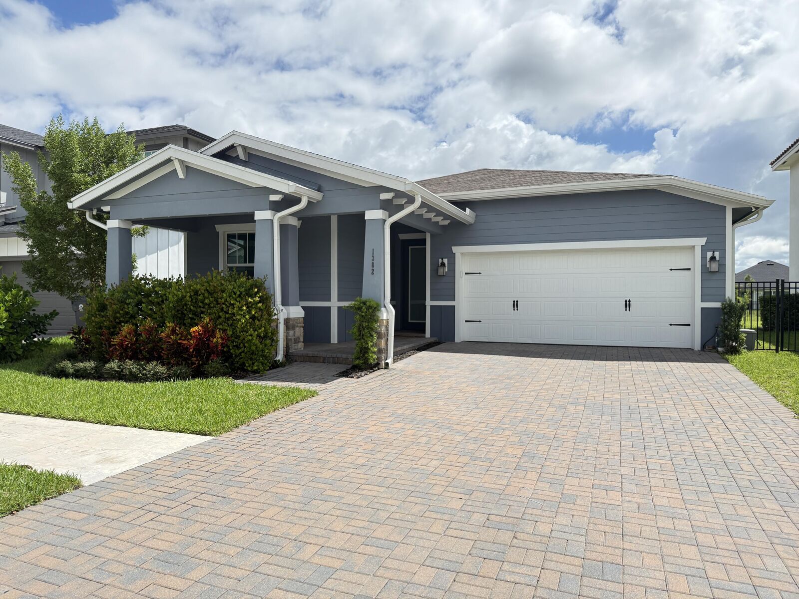 Property Photo: 1382 Arrowhead Point Road FL 33470