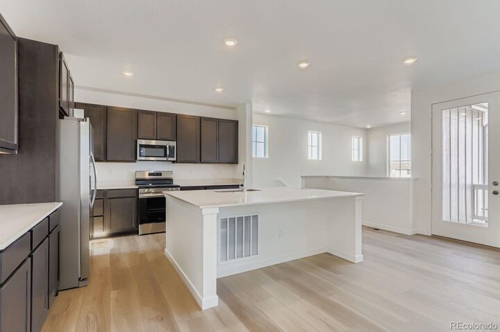 Property Photo:  6827 E 149th Avenue  CO 80602 
