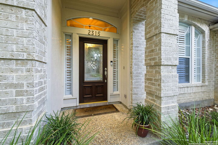 Property Photo: 2315 Buroak Rdg TX 78248