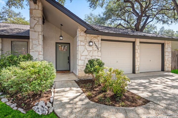 Property Photo: 15511 Elm Park TX 78247