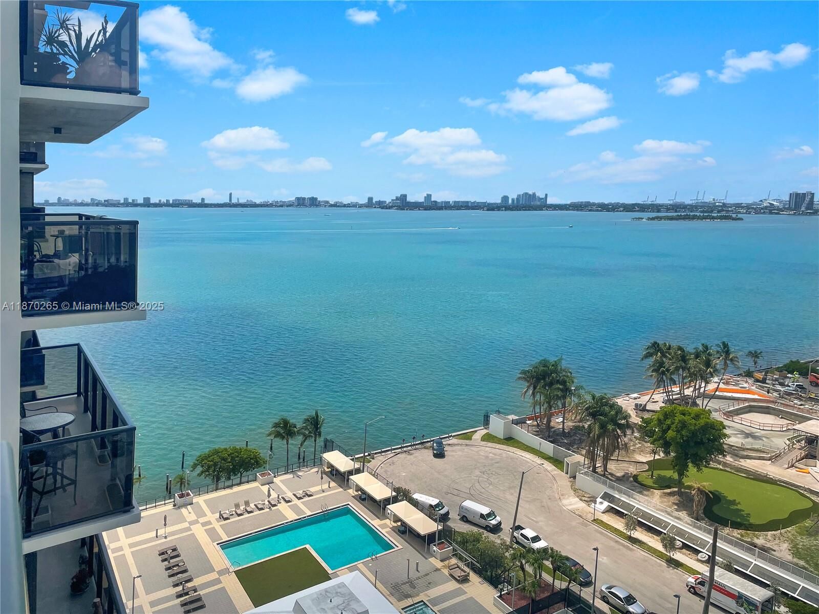 Property Photo: 600 NE 36th St 1603 FL 33137