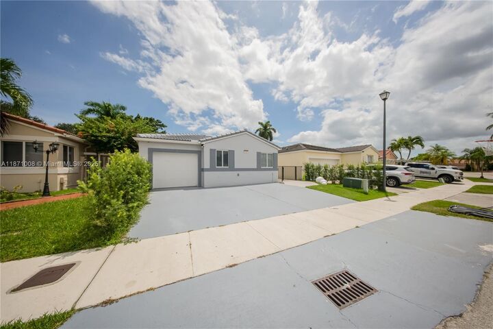 Property Photo: 17079 SW 142nd Pl FL 33177