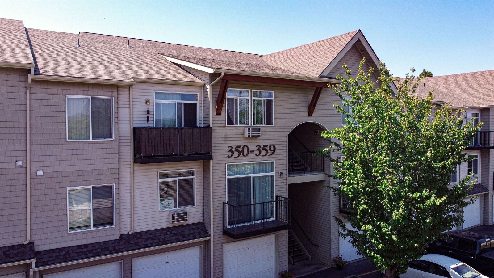 Property Photo:  22855 E Country Vista Dr Unit 352  WA 99019 