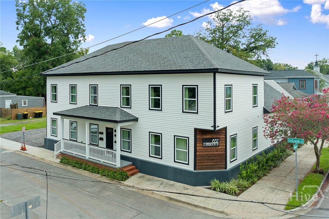 Property Photo:  637 E Anderson Street  GA 31401 